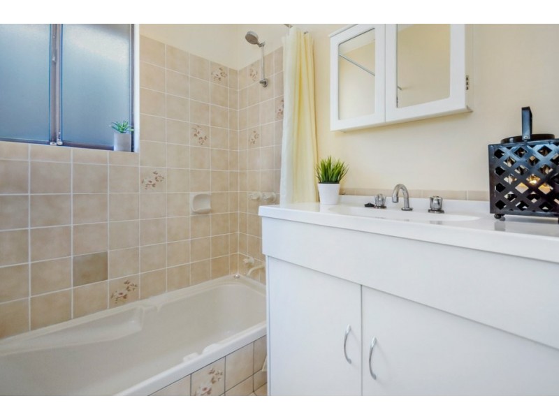 129 Parmelia Avenue, Parmelia WA 6167