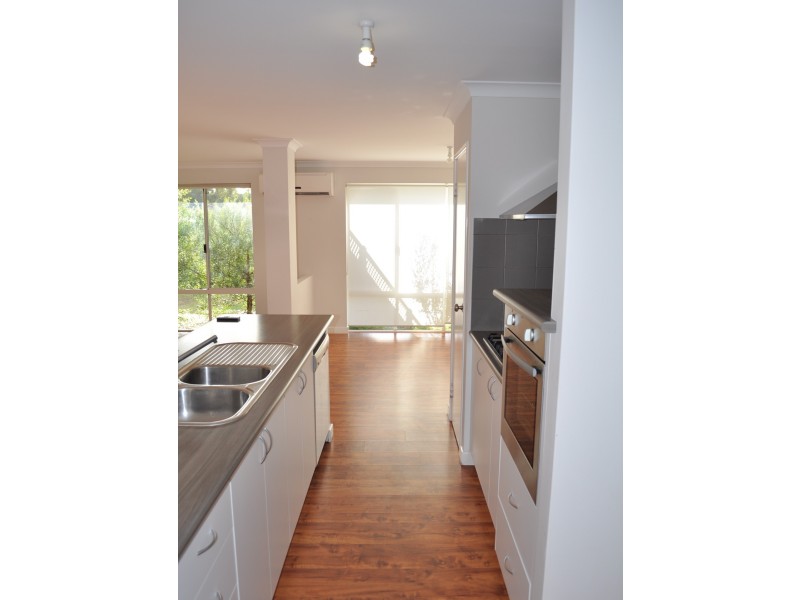 14 Glastonbury Street, Leda WA 6170