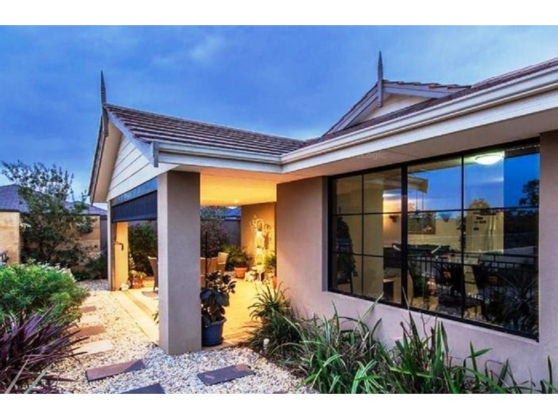 2 Onyx Lane, Wellard WA 6170