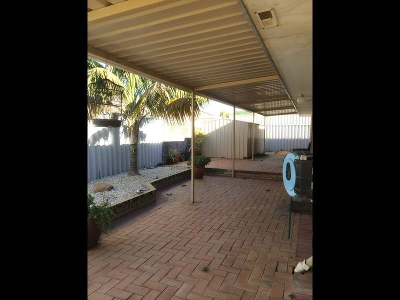 13 Montmartre Green, Port Kennedy WA 6172