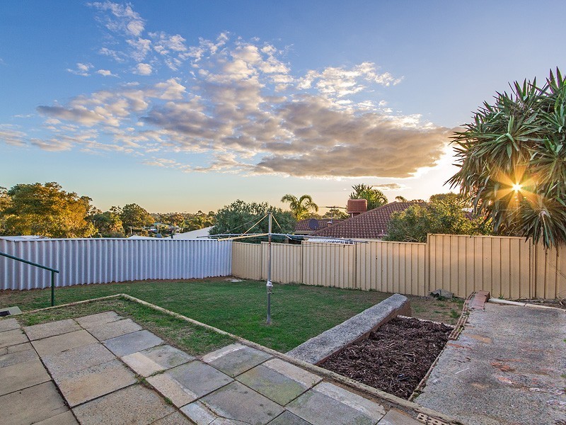 127 Parmelia Avenue, Parmelia WA 6167
