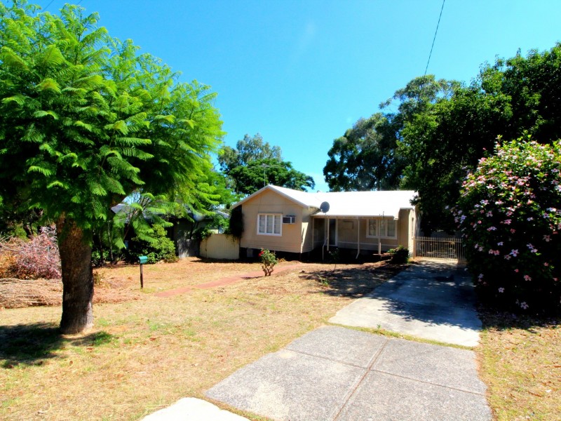 14 Sharman Street, Medina WA 6167