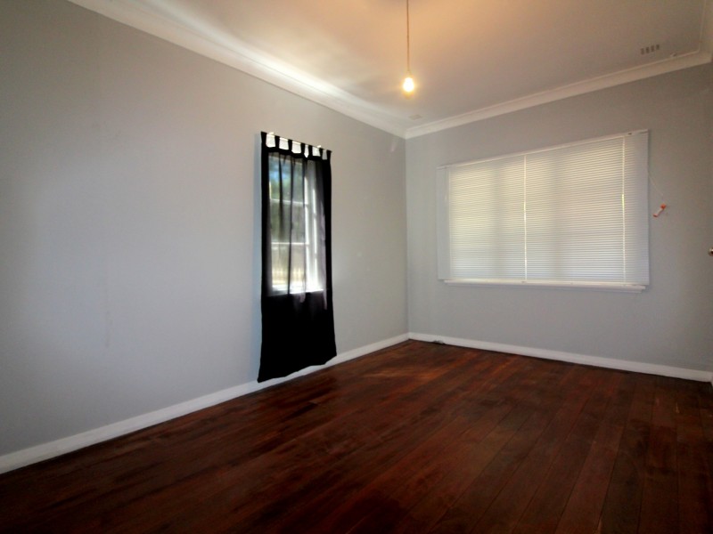 14 Sharman Street, Medina WA 6167
