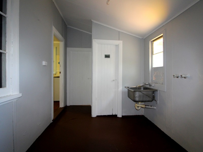 14 Sharman Street, Medina WA 6167