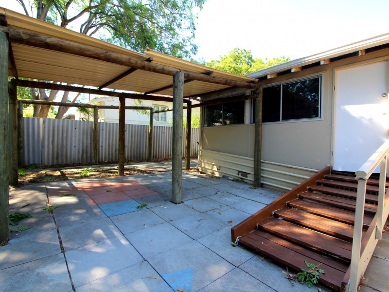 14 Sharman Street, Medina WA 6167