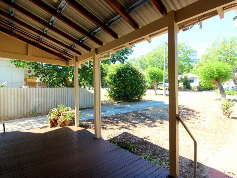 14 Sharman Street, Medina WA 6167