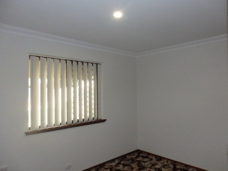 39 Seabrooke Ave, Rockingham WA 6168