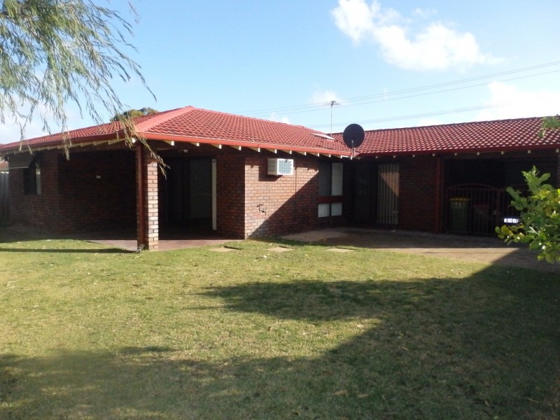 39 Seabrooke Ave, Rockingham WA 6168
