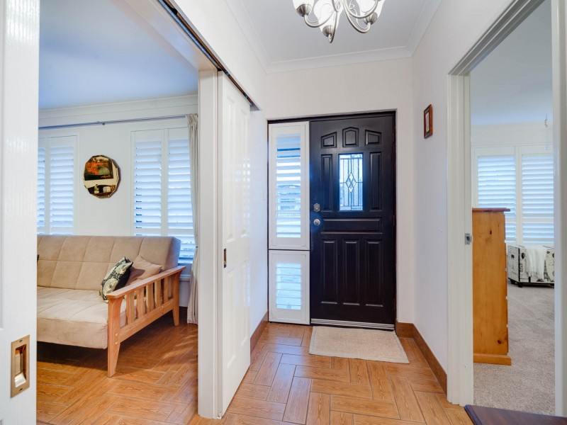 8 Abingdon Crescent, Wellard WA 6170