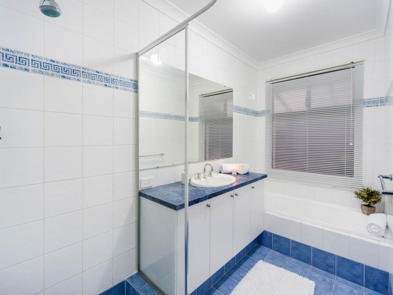 8 Abingdon Crescent, Wellard WA 6170