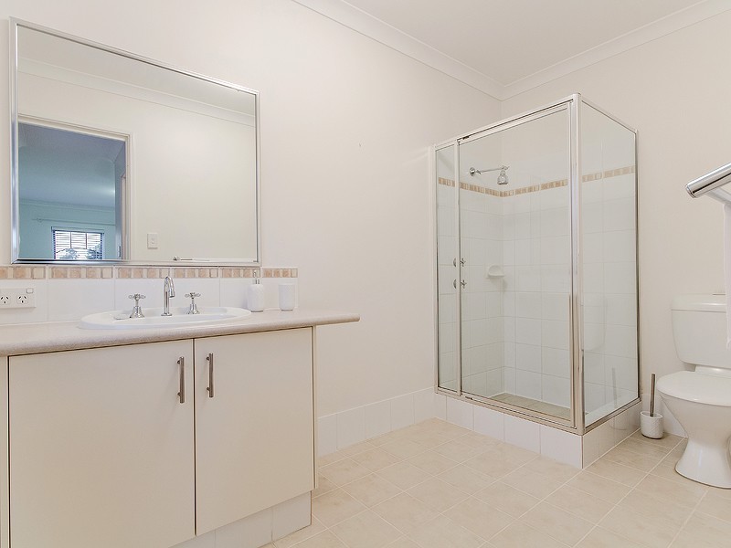 11 Petersfield Lane, Wellard WA 6170