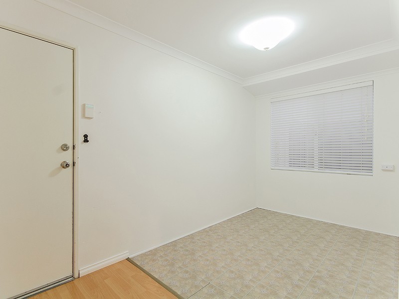 11 Petersfield Lane, Wellard WA 6170