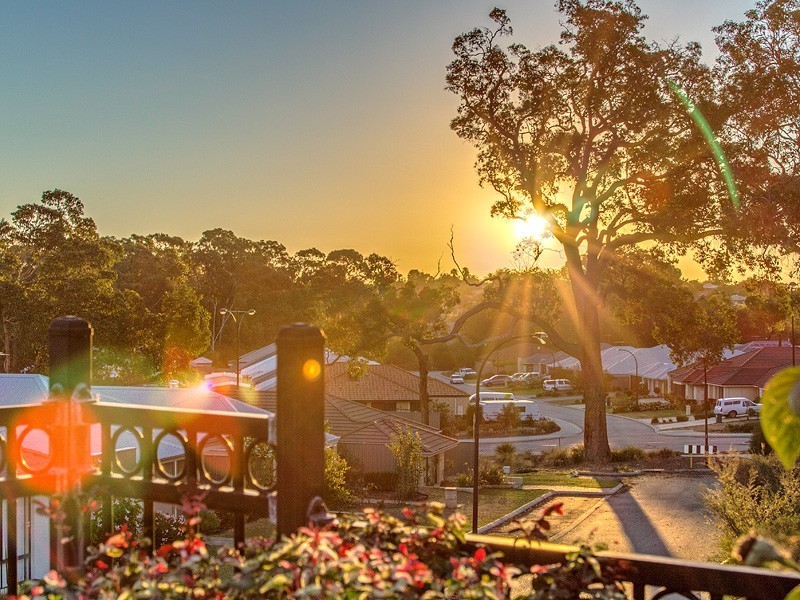 11 Petersfield Lane, Wellard WA 6170