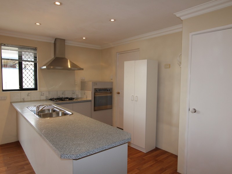 27 Wimbledon Street, Bertram WA 6167