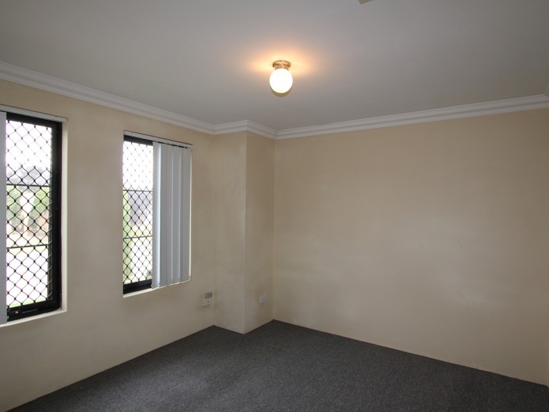 27 Wimbledon Street, Bertram WA 6167
