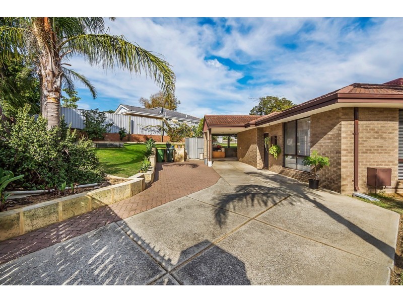 6 Camfield Loop, Parmelia WA 6167