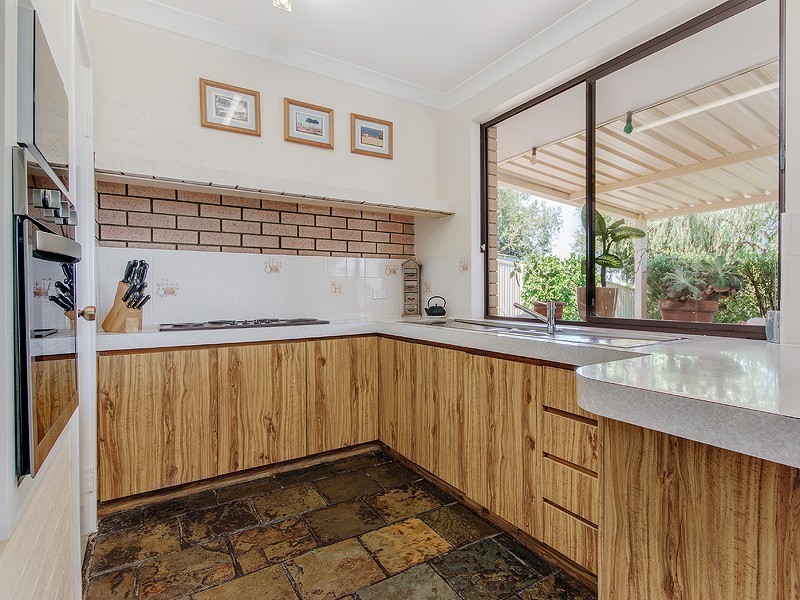 56 Tunnicliffe Street, Parmelia WA 6167