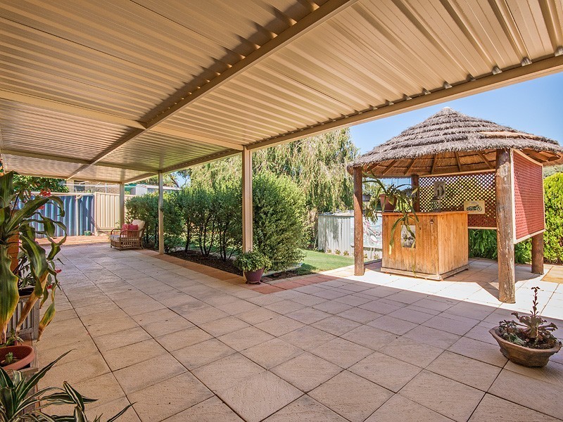 56 Tunnicliffe Street, Parmelia WA 6167