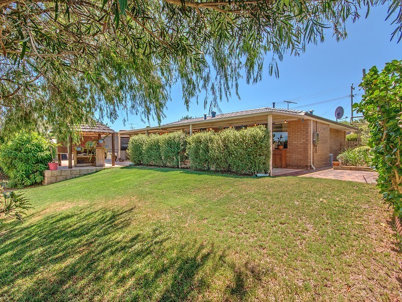 56 Tunnicliffe Street, Parmelia WA 6167