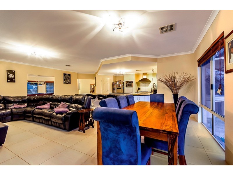 10 Balka Court, Wellard WA 6170