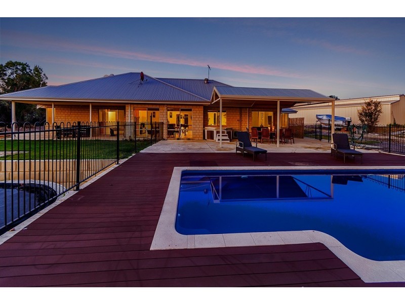10 Balka Court, Wellard WA 6170