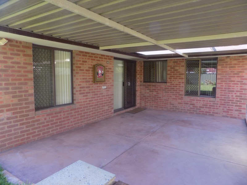 11 Octans Court, Rockingham WA 6168
