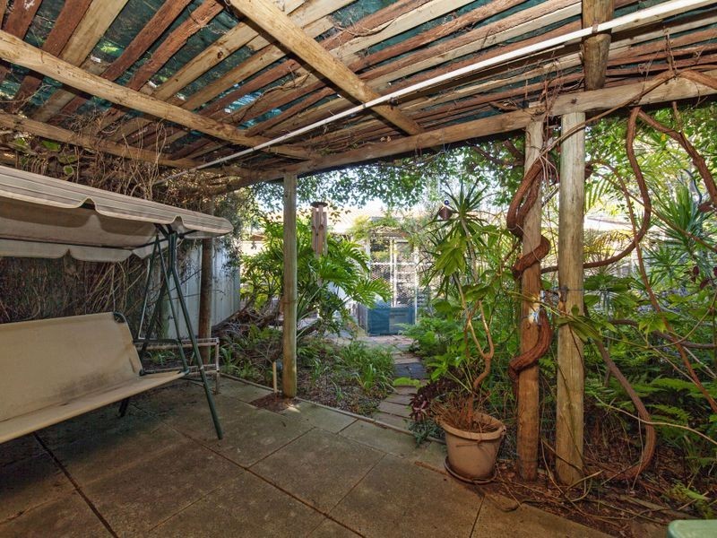 1 Robert Place, Calista WA 6167