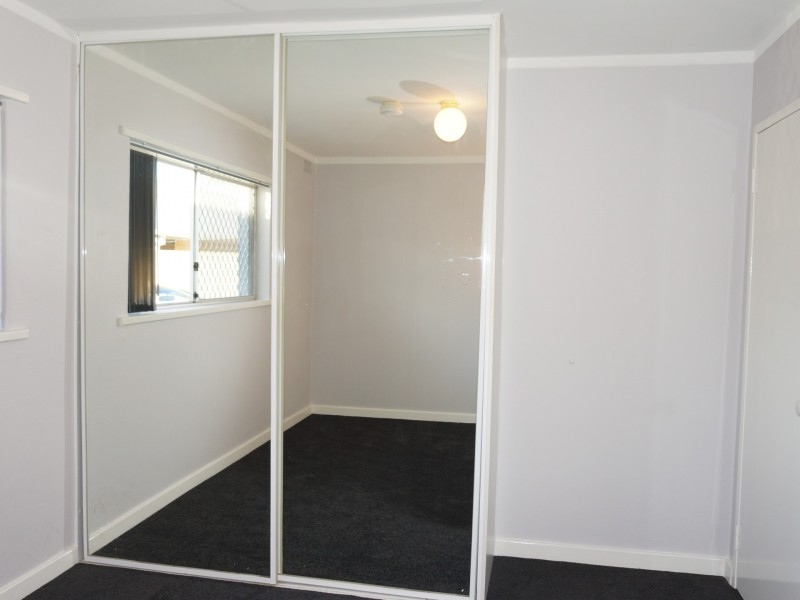 Unit 9/24 Morrit Way, Parmelia WA 6167