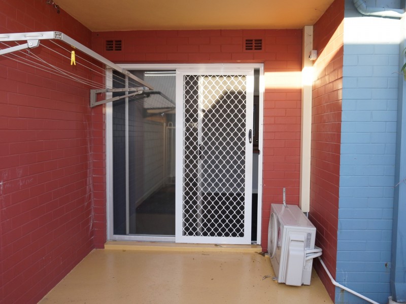 Unit 9/24 Morrit Way, Parmelia WA 6167