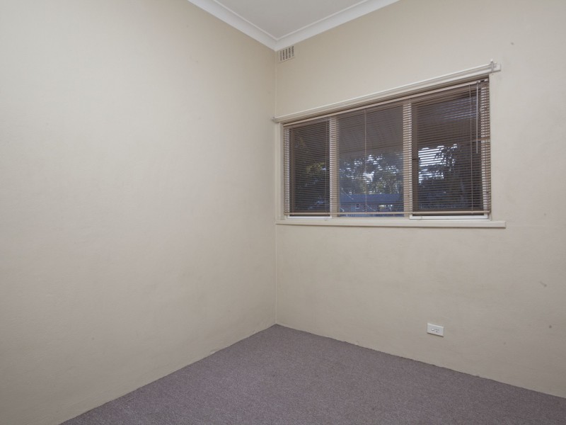 9/2 Elmslie Street, Orelia WA 6167