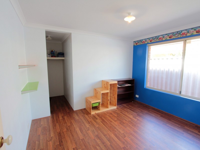 4 Stokesay Street, Orelia WA 6167