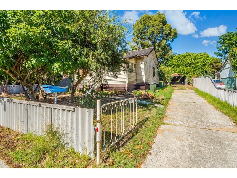 32 Matson Street, Medina WA 6167