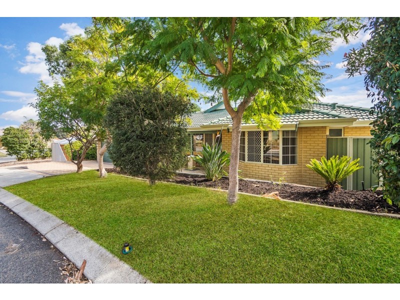 1 Kooden View, Leda WA 6170