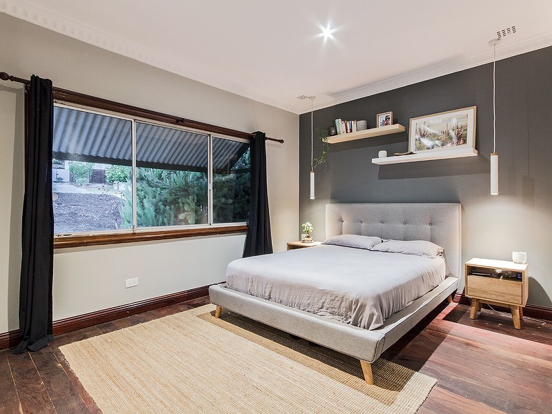 20 Grover Way, Medina WA 6167