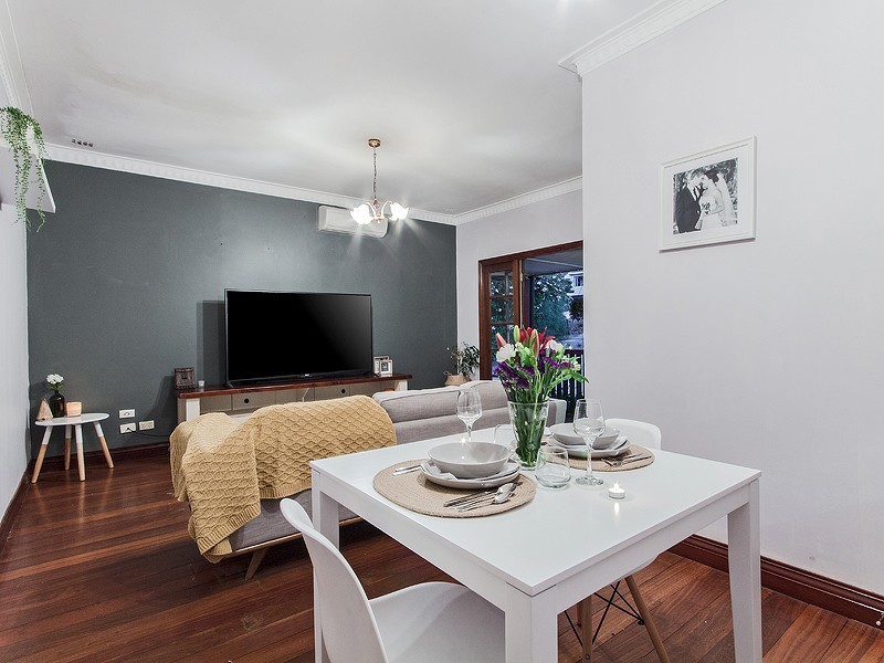 20 Grover Way, Medina WA 6167