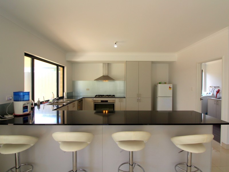 17 Surbiton Approach, Wellard WA 6170