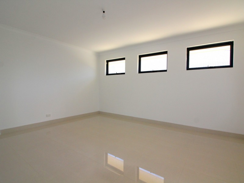 17 Surbiton Approach, Wellard WA 6170