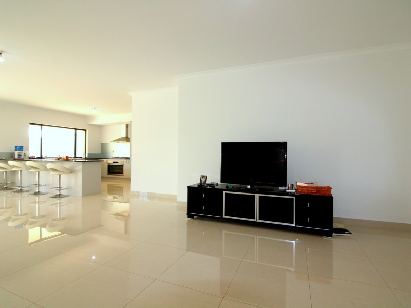 17 Surbiton Approach, Wellard WA 6170
