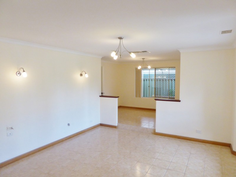 76 La Spezia Drive, Secret Harbour WA 6173