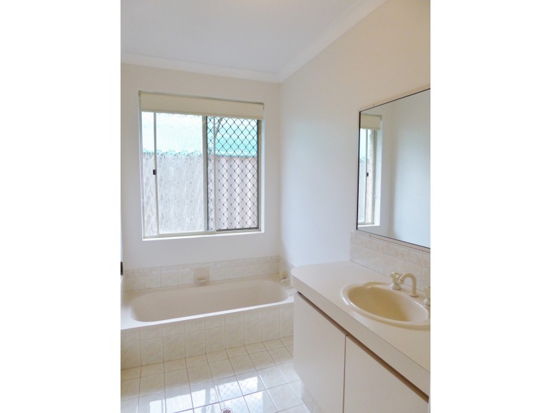 76 La Spezia Drive, Secret Harbour WA 6173