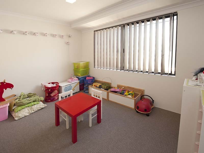 216 Runnymede Gate, Leda WA 6170