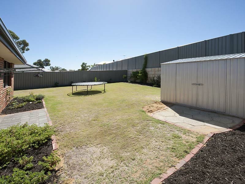 216 Runnymede Gate, Leda WA 6170