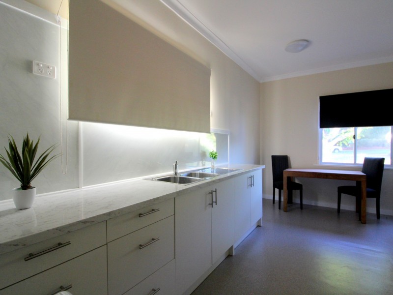 4 Munday Way, Medina WA 6167