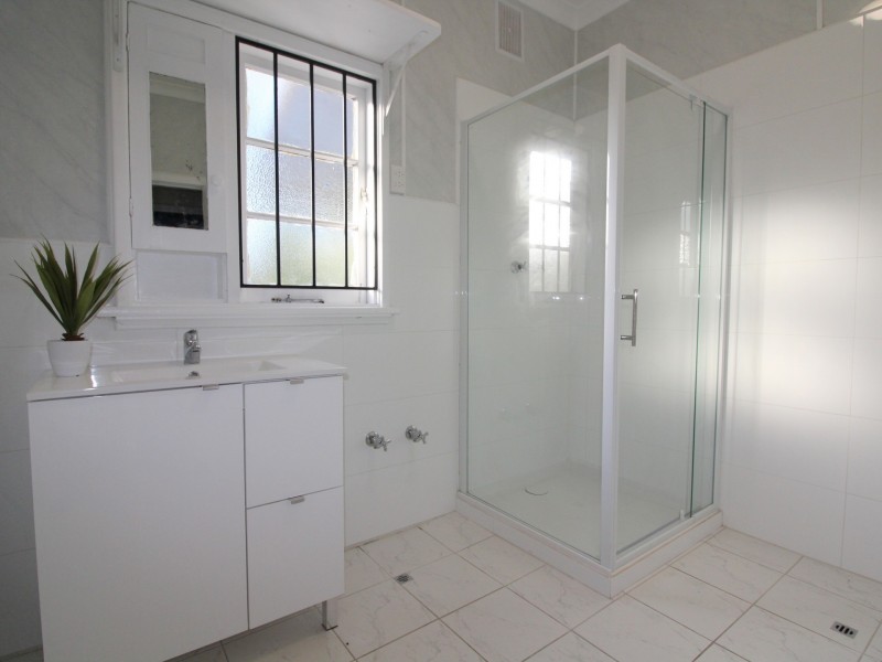 4 Munday Way, Medina WA 6167