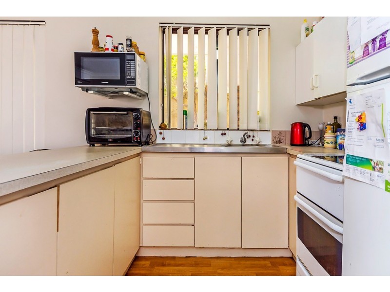 3 Cambey Mews, Parmelia WA 6167