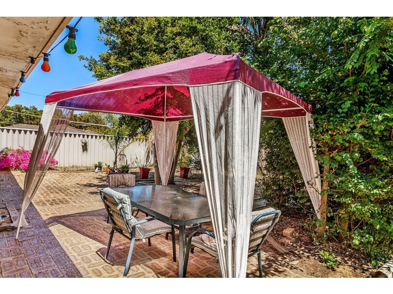 3 Cambey Mews, Parmelia WA 6167