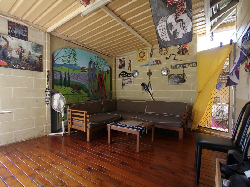 18 Munday Way, Medina WA 6167