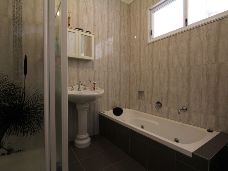 18 Munday Way, Medina WA 6167