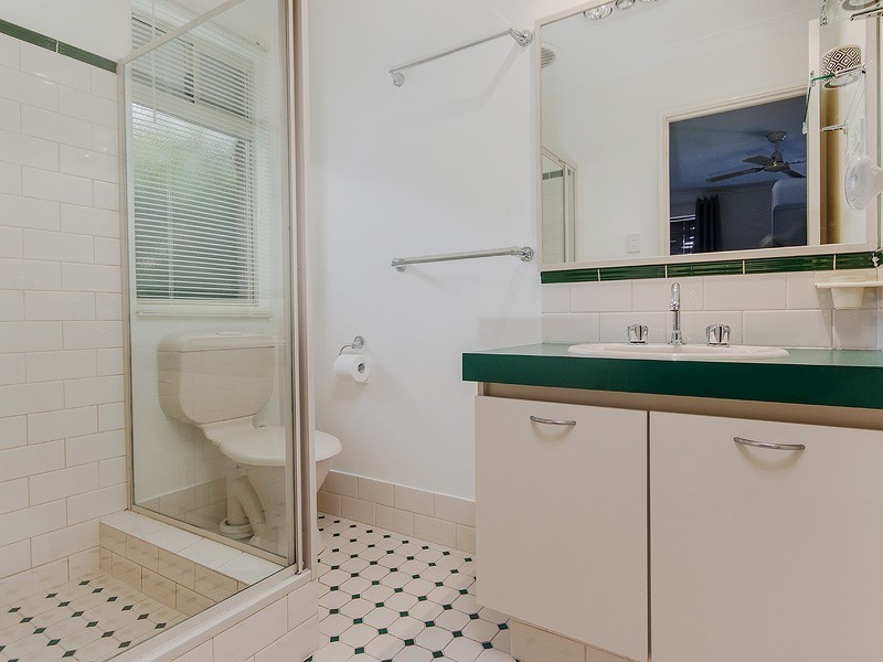 11 Gilling Place, Orelia WA 6167