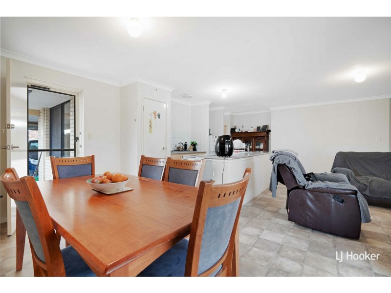 15 Warrior Pass, Bertram WA 6167